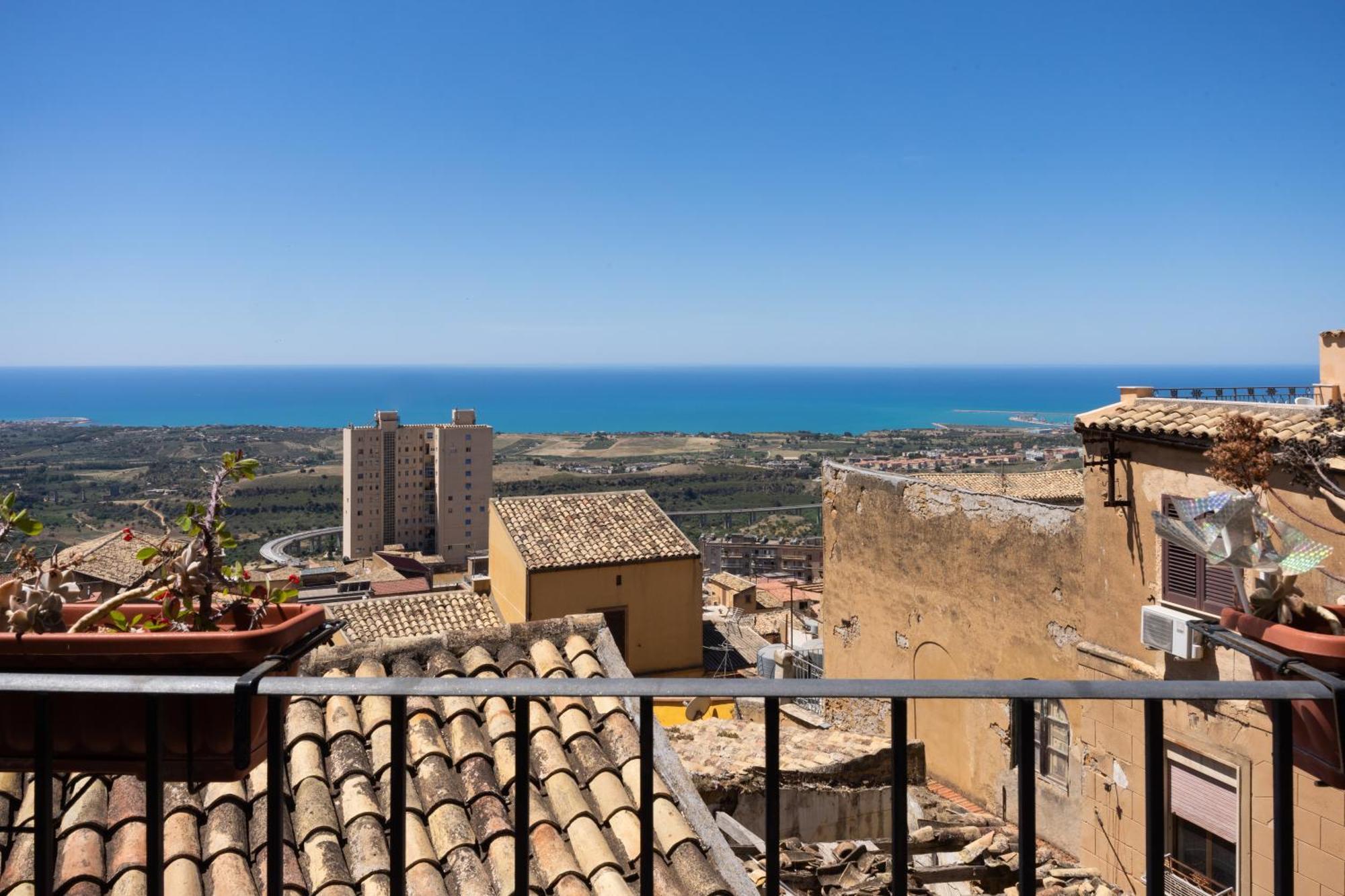 Le Teste Di Moro Al Duomo Αγκριτζέντο Εξωτερικό φωτογραφία
