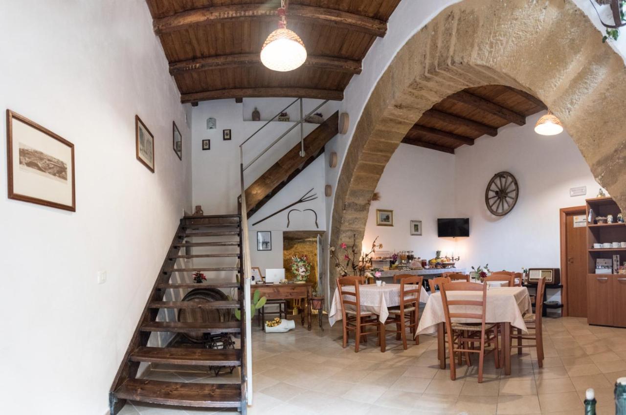 Le Teste Di Moro Al Duomo Αγκριτζέντο Εξωτερικό φωτογραφία
