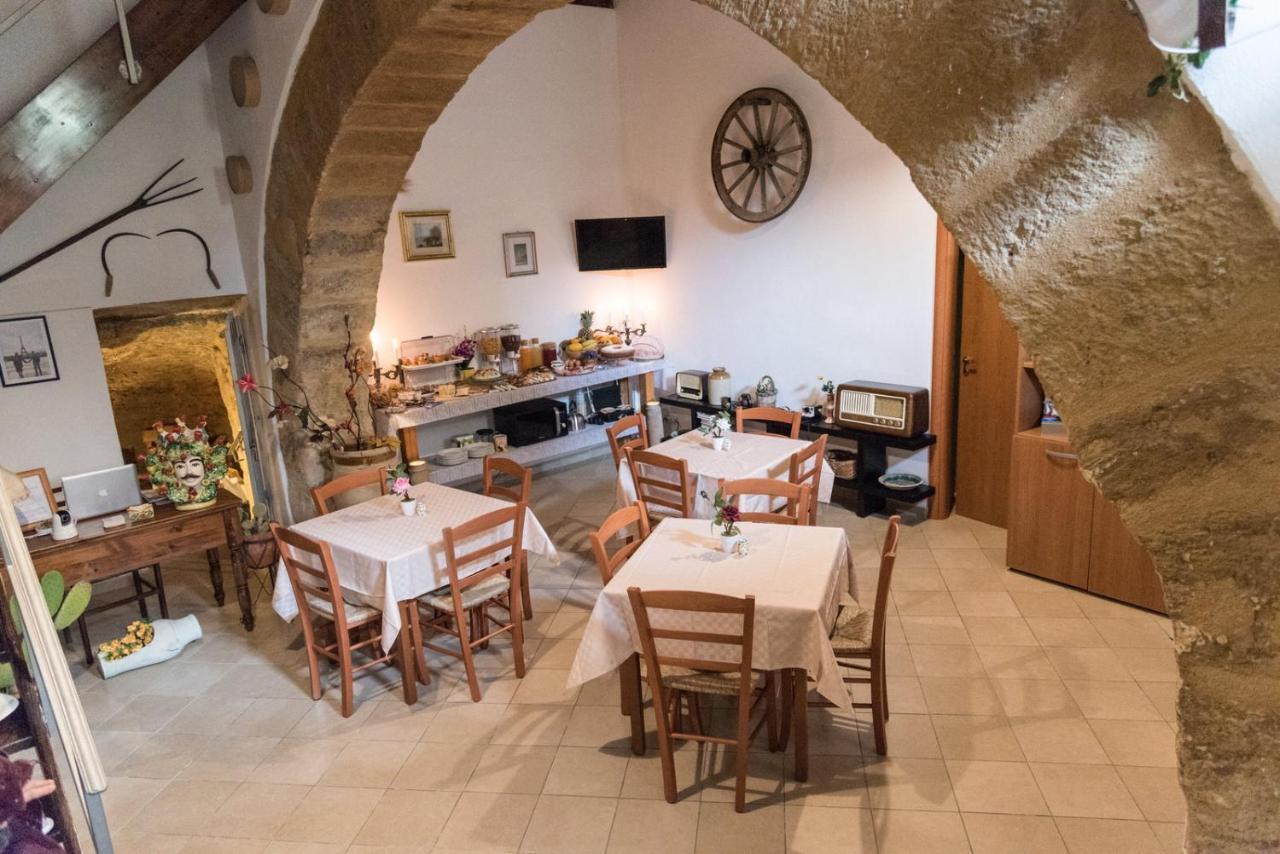 Le Teste Di Moro Al Duomo Αγκριτζέντο Εξωτερικό φωτογραφία